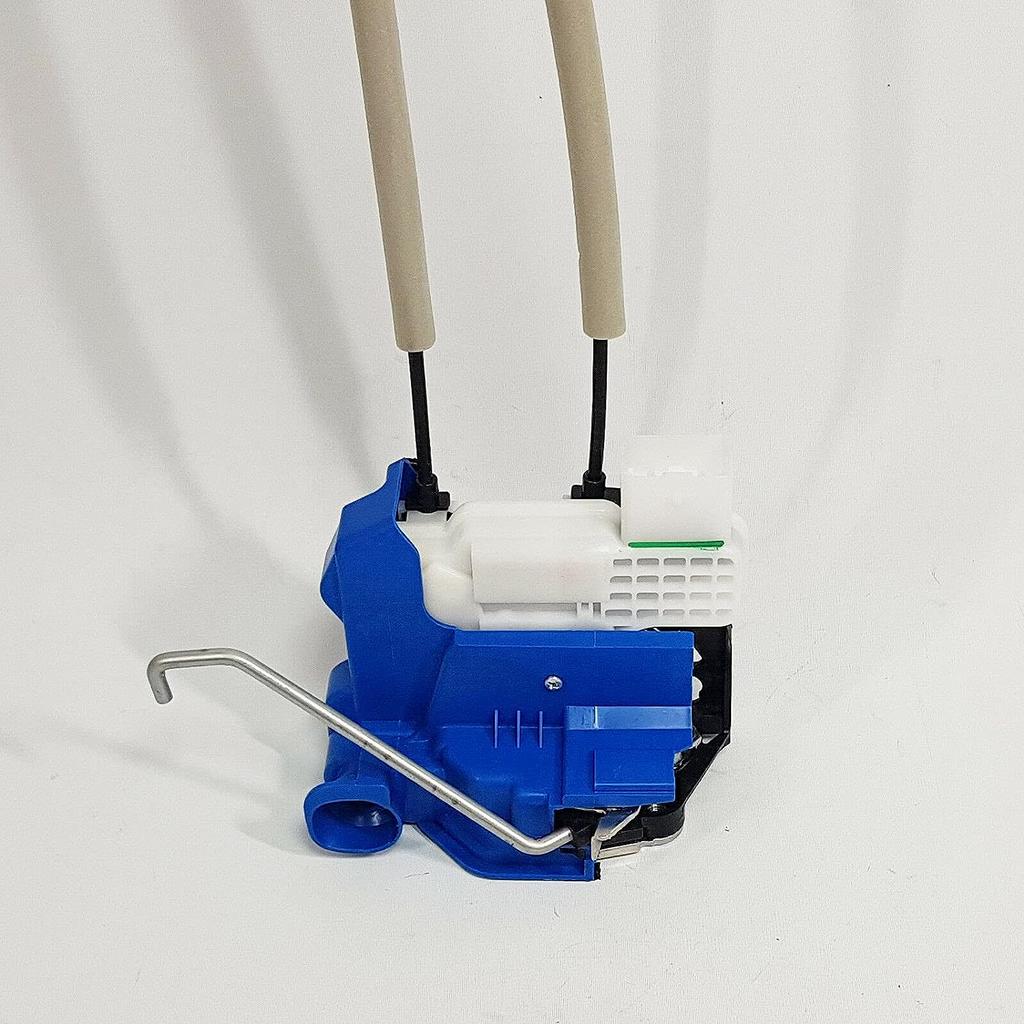 Originální OEM 81321-1W040 Západka dveří, pravá přední / 813211W040 pro Kia Rio Pride 12-14