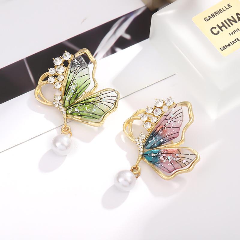 

Костюм Рубашка Куртка Cheongsam Корсаж Легкий Роскошный Нишевый Булавка Инкрустация Алмазом Полая Бабочка Жемчужная Брошь Пряжка Насекомого