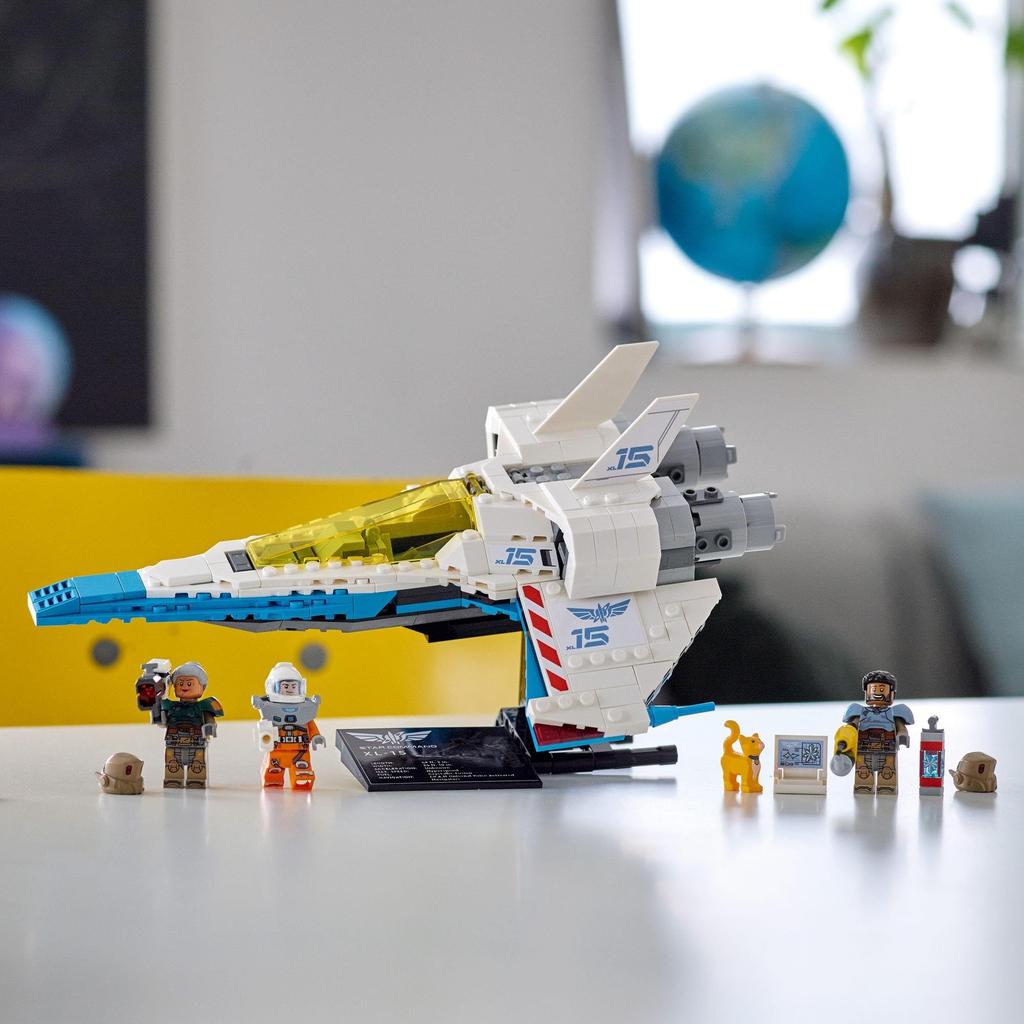 LEGO Disney Pixar Buzz Lightyear &