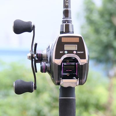 6+1BB 8.0:1 Ratio Digital Display Baitcasting Reel with Line Counter Solar Charging System High