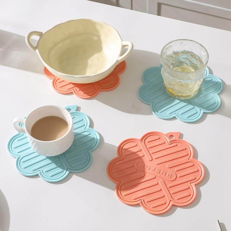 1pc Heat-Resistant Pads Color-Changing When Heated Soft Rubber Pot Holders Burn-Proof Kitchen Household High-Temperature Pads