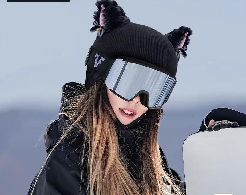 Ski Warm Helmet Cover for Women Men Skiing Helmet Covers Decor Snowboard Washable Outdoor Sports Cute Knitted Helmet Accessories