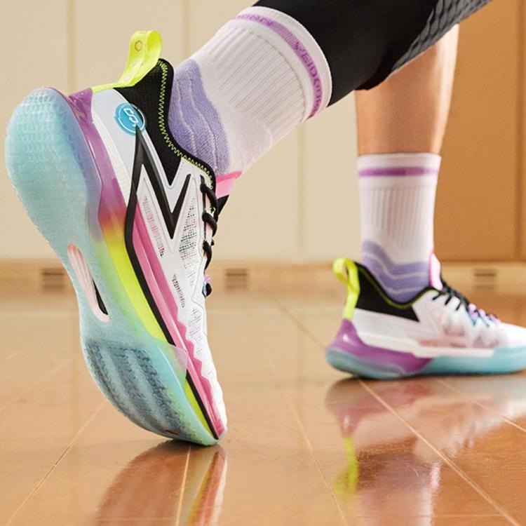 Nové 361° Big 3 Future Odpružení Pro Budoucnost Protiskluzové A Odolné Proti Opotřebení Nízké Basketbalové Boty Pánské Bílé Černé 672411114-1