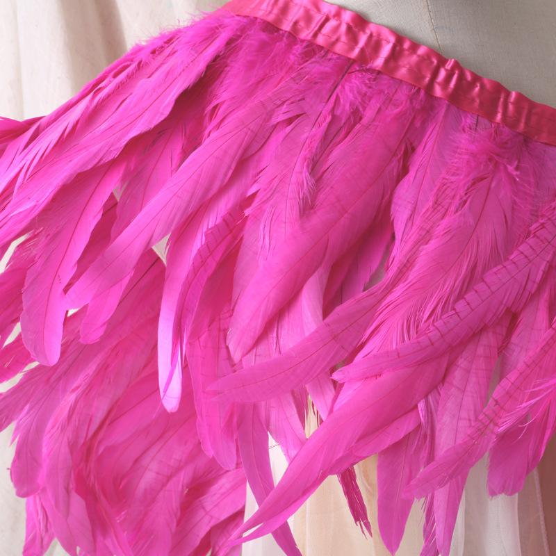 2 M/Piece Rooster Tail Fabric Edge Chicken Feather Fabric Strip Performance Clothing Skirt Fabric Belt Shawl Feather Decoration Clothing Accessories
