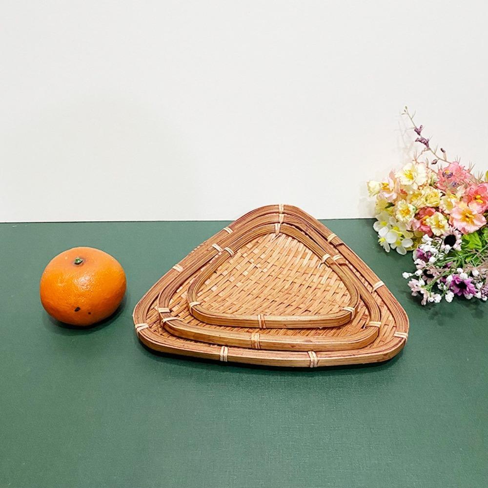 Woven Storage Basket Handmade Fruit Basket Versatile Serving Tray  for Kitchen
