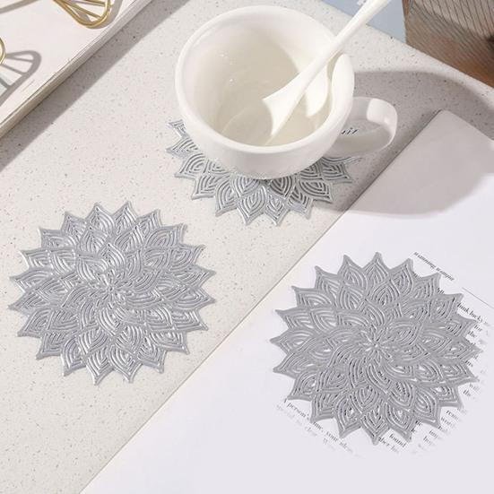 Coaster Enkel å rengjøre Spisebordsbeskyttelsespute Varmebestandig blomsterform koppmatte for hjemmekjøkken