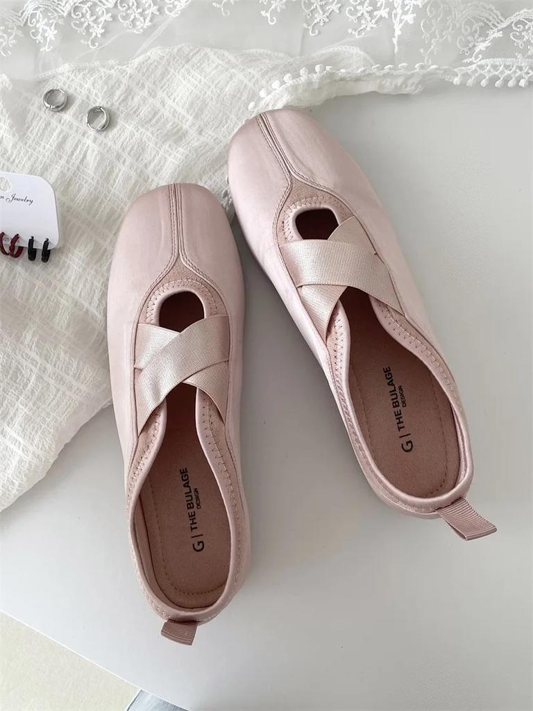 Fashion 2025 New Women's Ballet Slippers Pink Soft Sole Shallow Heel Round Head Fiberglass Fabric Retro Style Low Heel