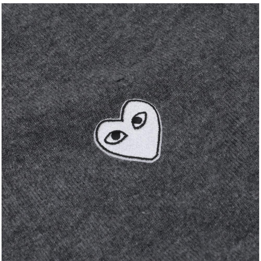 Comme Des Gar Ons Play White Heart V Neck Cardigan Ax N062 051