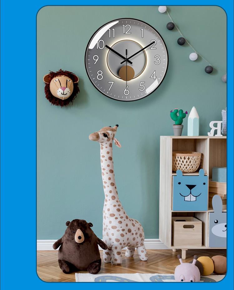 6380 Modern Silent Quartz Wall Clock for Living Room - American Light Luxury Design with Long Battery Life