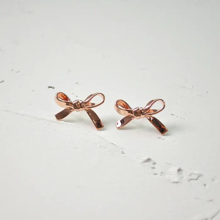 Ribbon Detail Earring