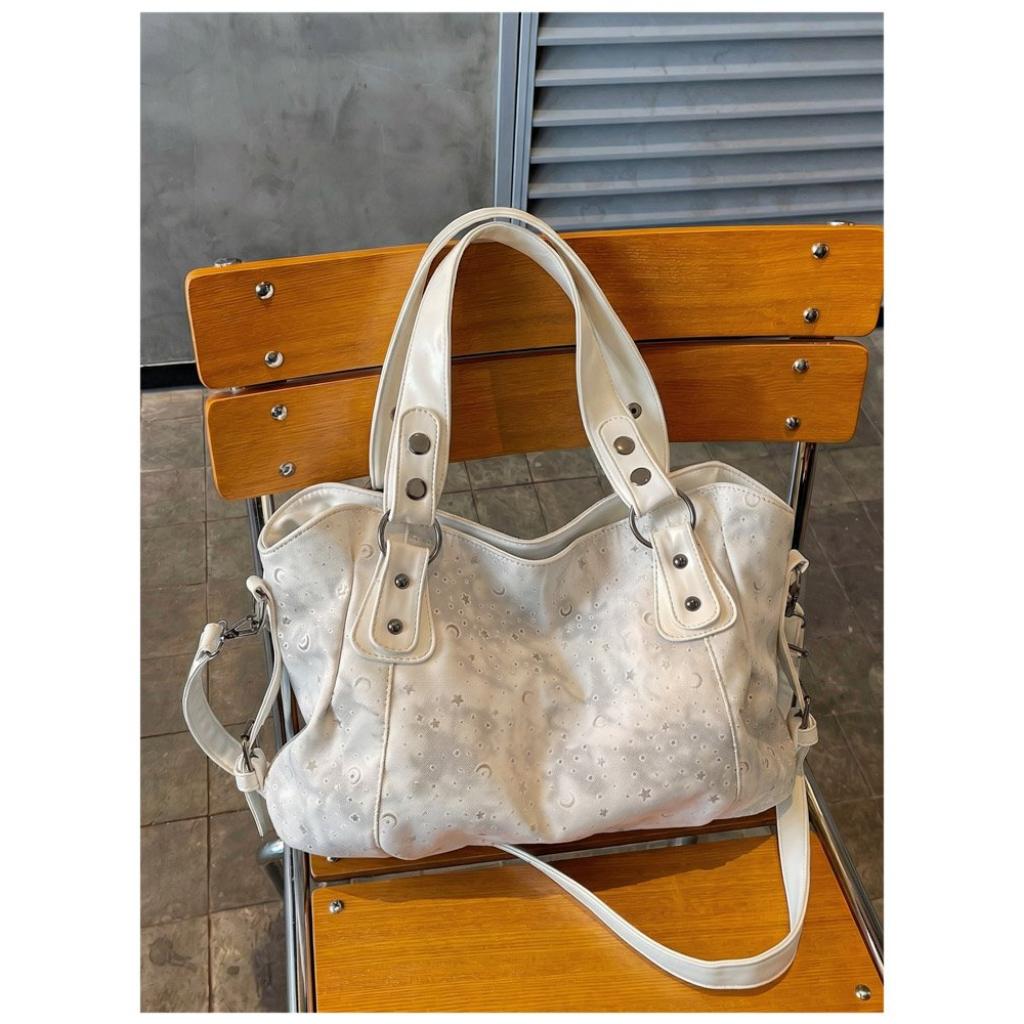Xeie Thuk Shoulder Bag Women Large Capacity Adjustable Strap Daily Commute