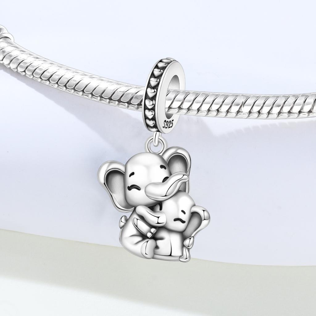 Copper Embracing Elephant Animal Beads Original Pendants Bracelet Charm Jewelry Party Diy Trendy Gifts