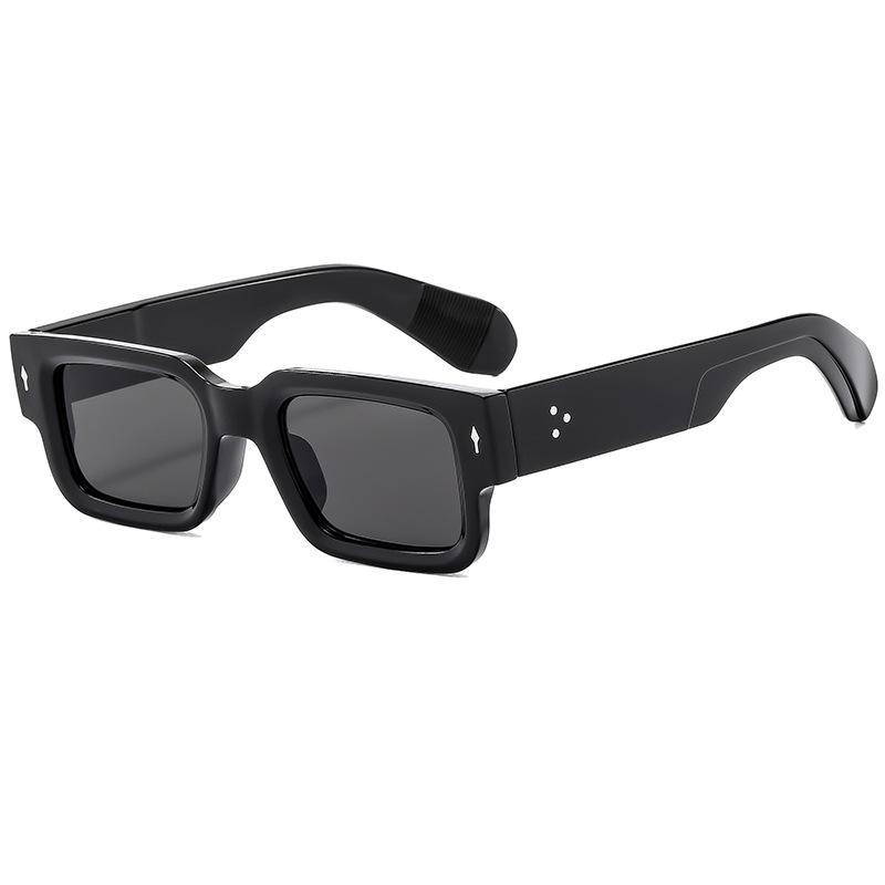 Trendy Unisex Cross-Border European Square Frame Sunglasses with Anchor Stud Design