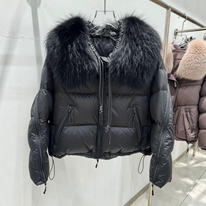 Womens Short Down Coat With Real Fox Fur Collar Lightweight Luxury Design Warm Winter 2026