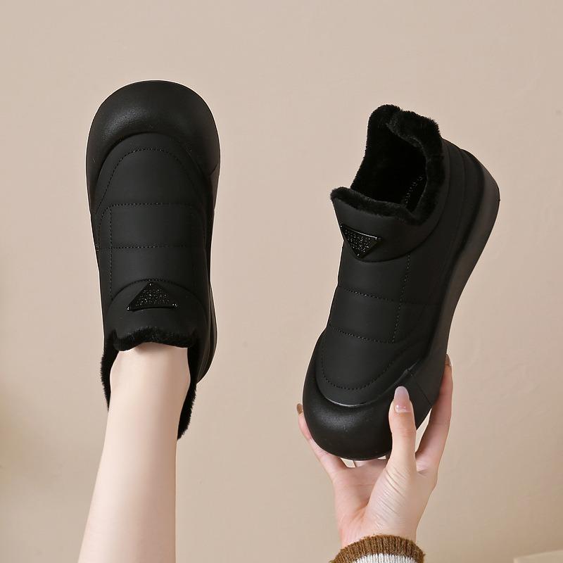 Snow boots women's new winter platform short boots one-pedal versatile velvet thickened large cotton shoes