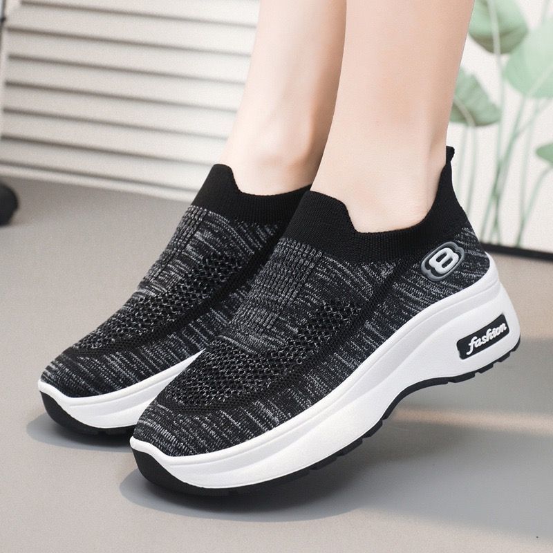 soft-soled shoes breathable fly-woven shoes platform-soled sports shoes casual shoes versatile height-increasing shoes