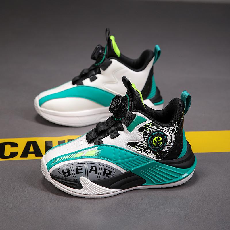 

New sports shoes for primary school students in autumn and winter 2025, light leather surface, non-slip and wear-resistant children s popular school r 39