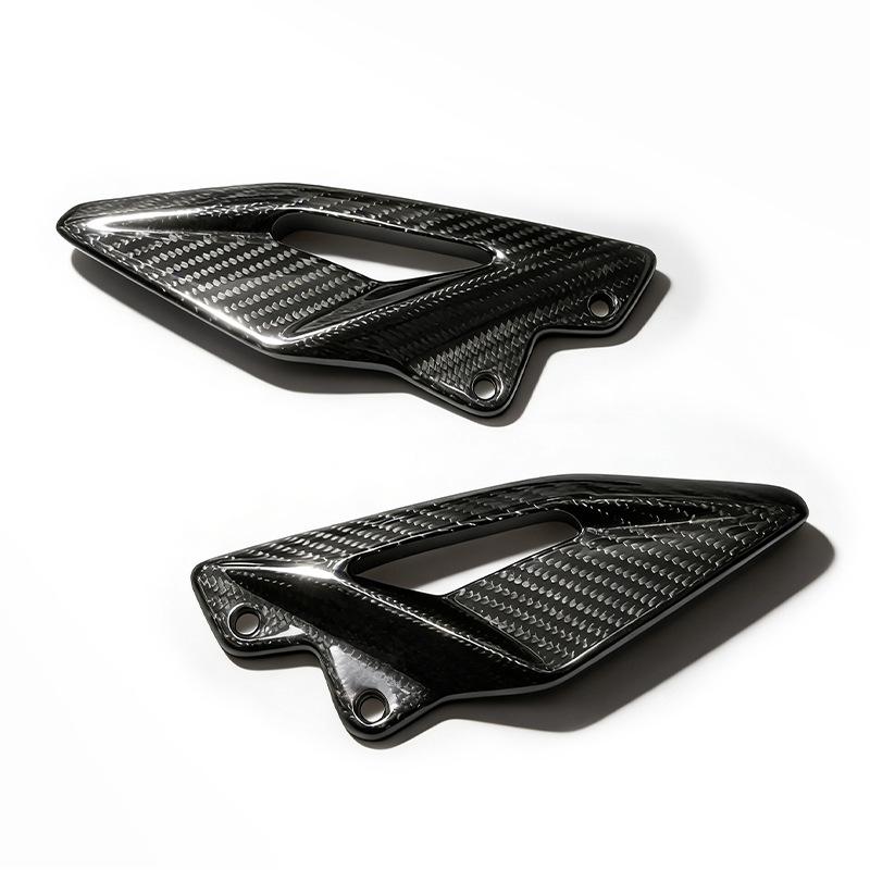 Carbon Fiber Footplate for Triumph Street Triple 765R/RS