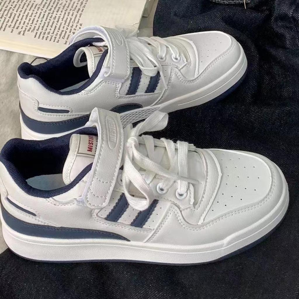 2025 spring new Hong Kong style little white shoes ins super fire versatile height increase casual shoes children's students sports board shoes