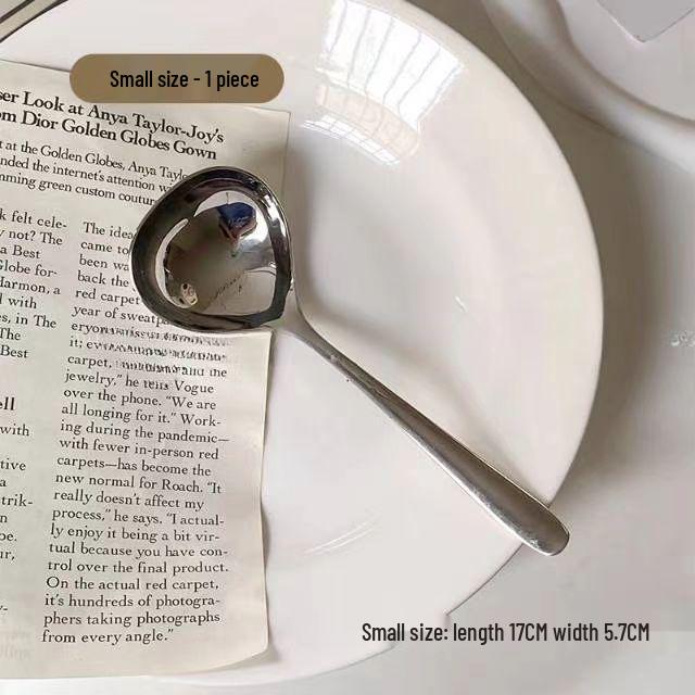 

Large 304 Stainless Steel Ladle with Deepened Head - Ideal for Hot Pot, Porridge, and Public Use