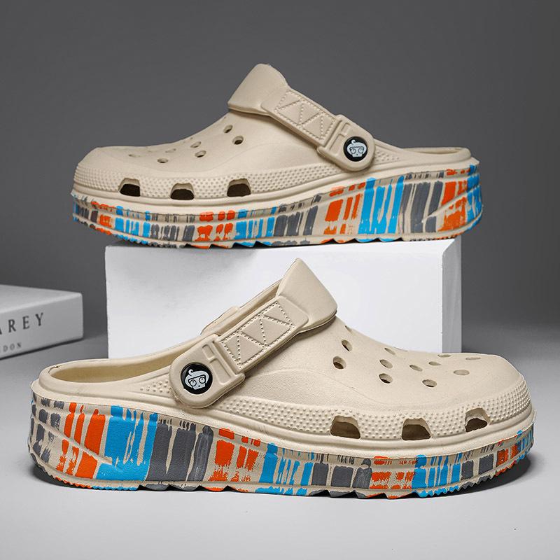 2025 Foreign Trade Large Size Hole Shoes Men's Outdoor Dual-purpose Beach Shoes Summer Outer Wear Bag Head Slippers Fashionable Cool Slippers