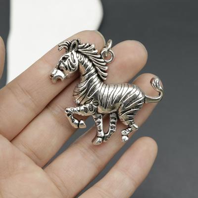 Hot Selling Jewelry, Minimalist Horse Keychain Pendant