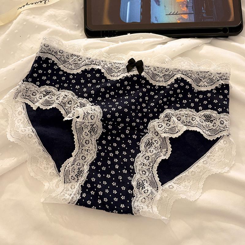 

2025 Sweet Floral Women s Cotton Antibacterial Mid-Rise Extended Crotch Panties XL [60-70 kg]