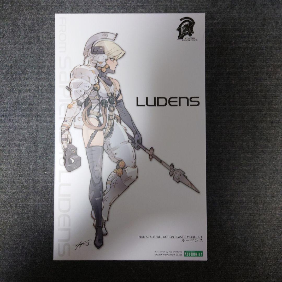 

[USED] Kotobukiya Ludens with bonus parts
