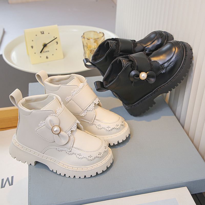 Children's Fashionable Ankle Boots for Autumn and Winter, Sweet Fleece Soft-soled Leather Boots for Girls