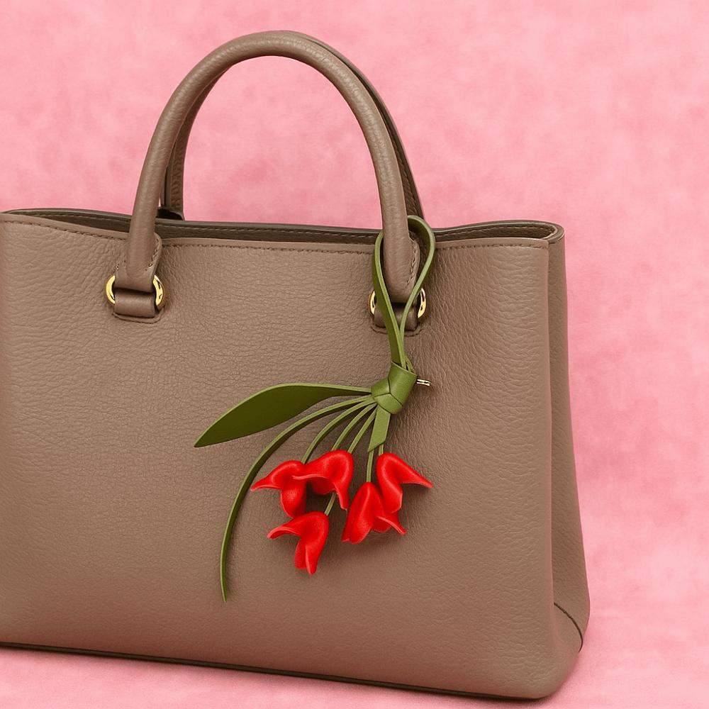 Hanger Flower Pu Leather Pendant Car Keyring Bag Pendant Lovely Leather Keychain  Bag Ornament