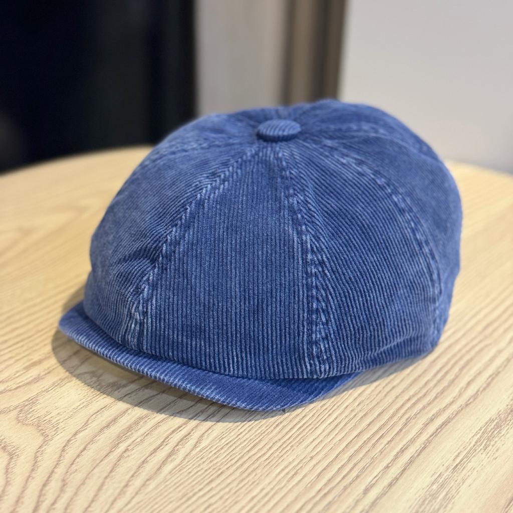 Distressed Corduroy Peaked Cap for Women In Autumn and Winter Face Showing Small Flip Up Forward Hat Fashionable and Versatile Beret for Men