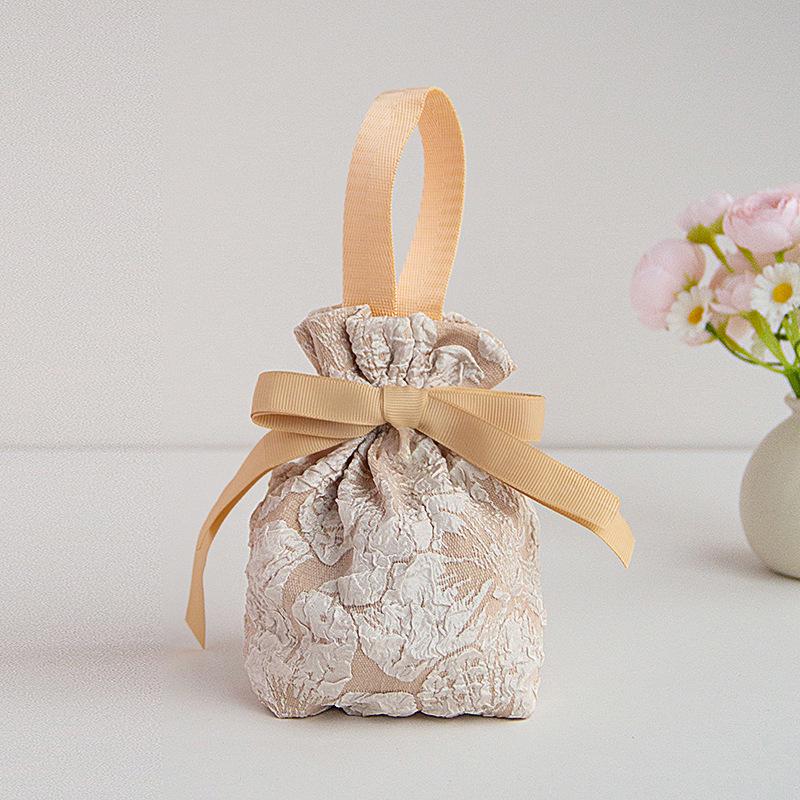 Luxury Chinese Wedding Candy Bags & Handheld Boxes - High-Value Party Favors