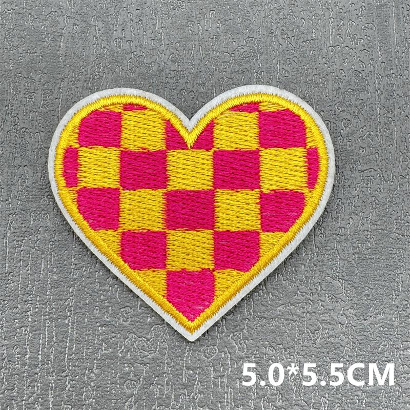 Cute Cartoon Small Embroidery Patches For Clothing Candycherry Patch Iron On Patches On Clothes Fusible Patch Stickers Badges