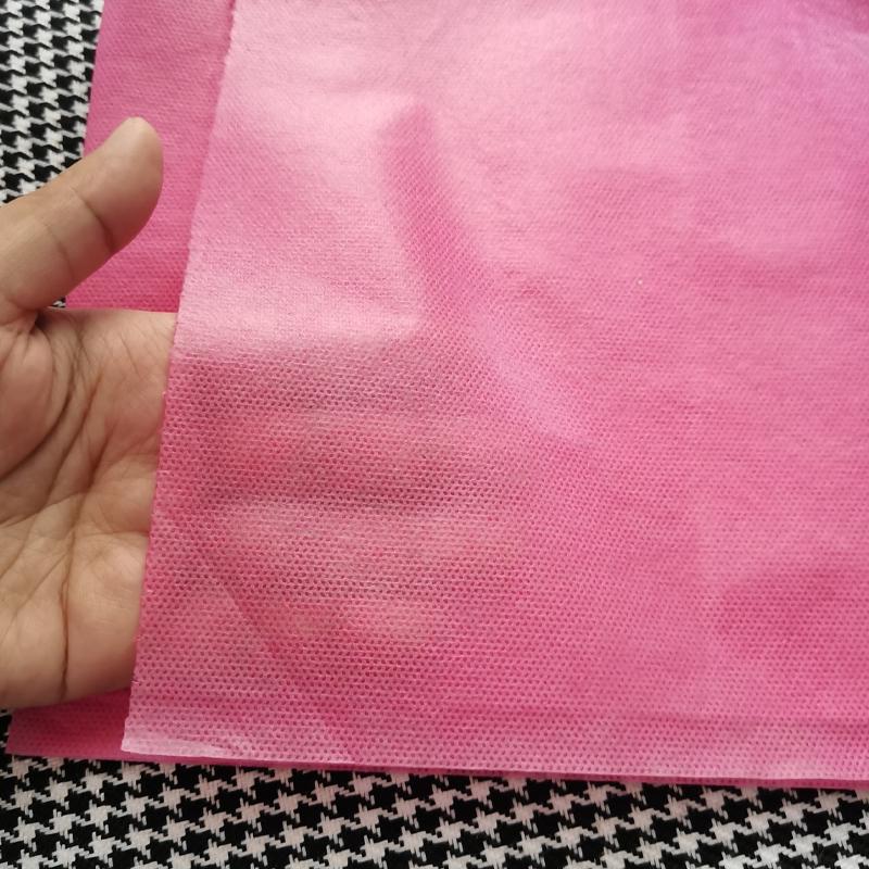 Thick Disposable Beauty Salon Massage Bed Sheet with Face Hole