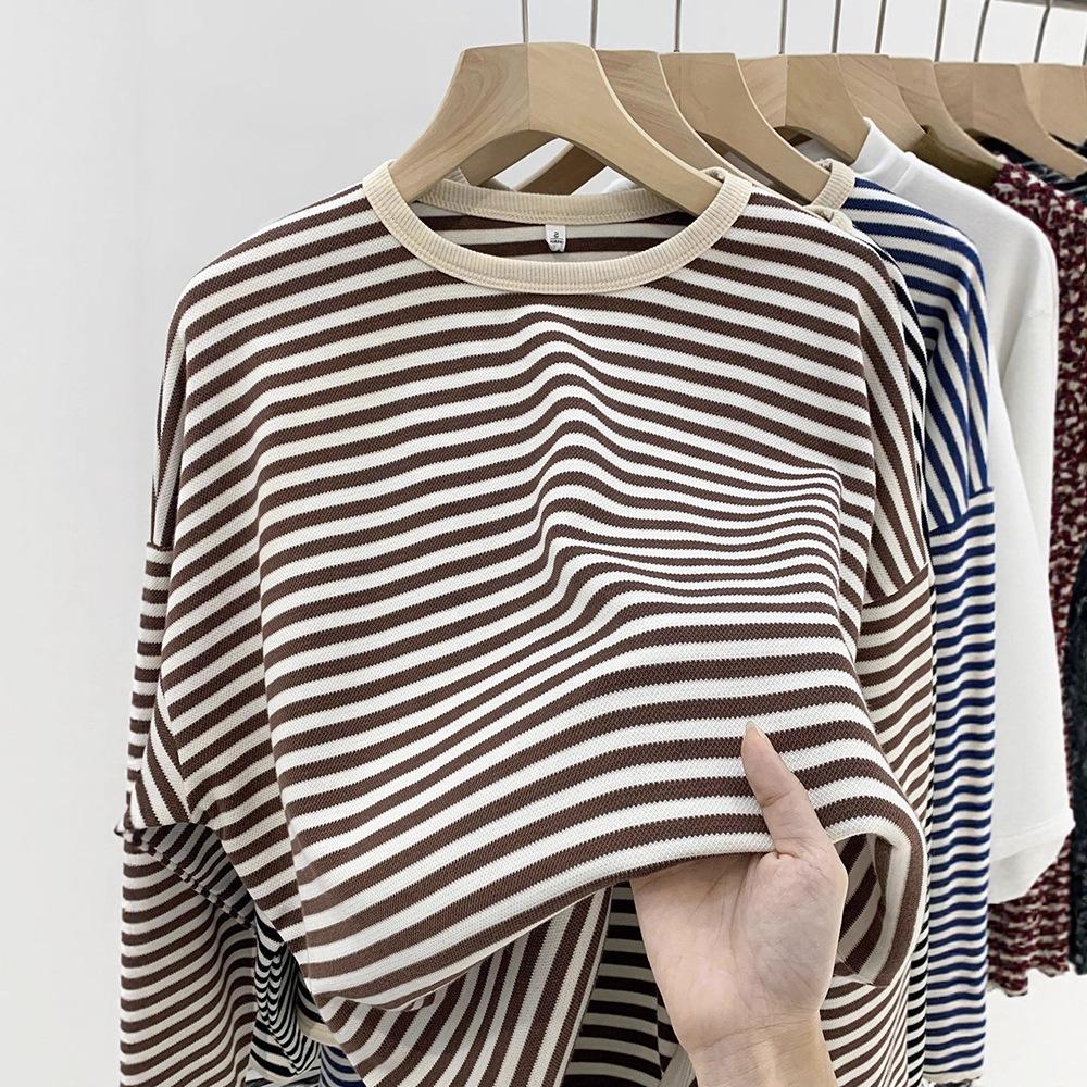 Ontwerp gestreept trui 2026 herfst nieuw binnenste basis shirt los lui stijl lange mouwen T-shirt top dames