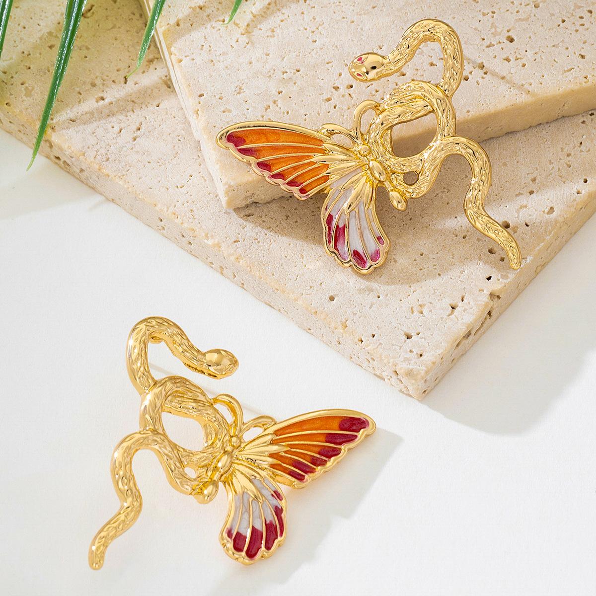 

Модные серьги для женщин Дамы