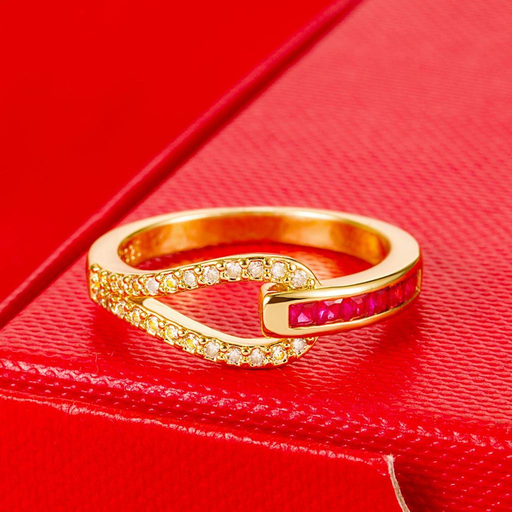 Fashionable Label Head Pocket Diamond Ring