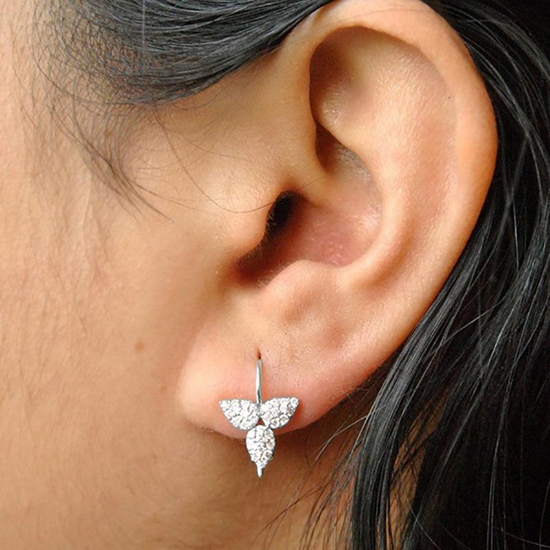 Ear Buckle, Personalized Micro-Inlaid Zircon Three-Leaf Ear Hook Female Internet Celebrity Earrings Of The Same Style