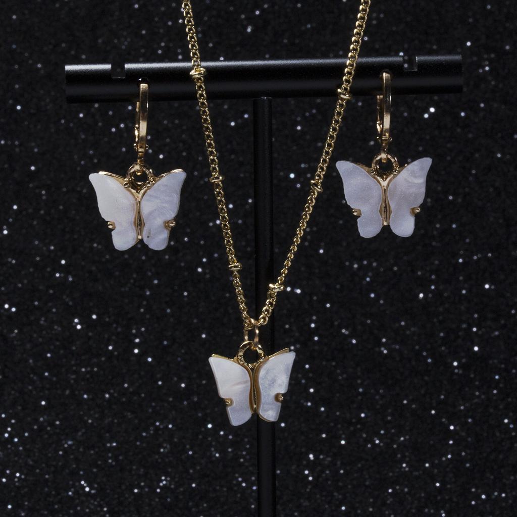 Kolczyki z akrylowym motylem, naszyjnik, kombinacja, zestaw biżuterii z Japonii i Korei Południowej w słodkim stylu ze stopu metali