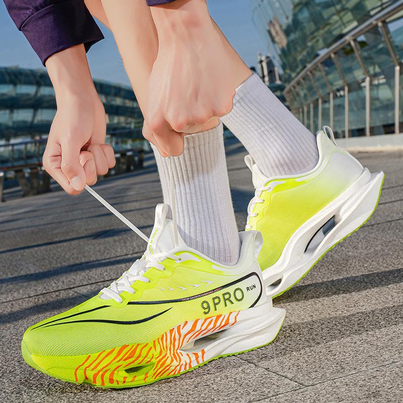 Fashion Men Women Outdoor Running Shoes Lightweight Comfort Casual Sneakers Breathable Mesh Walking Shoes