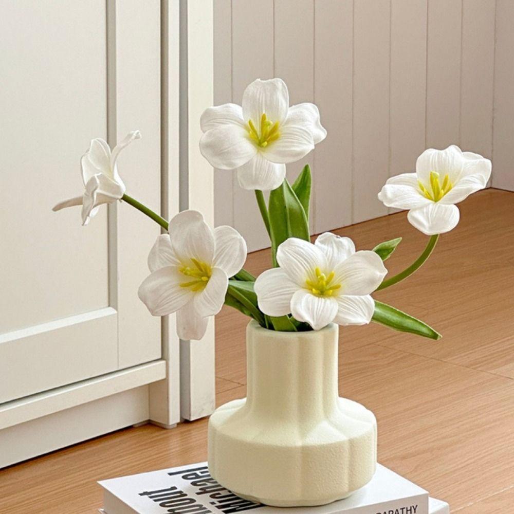 5pcs Large Petal PU Simulation Flower Soft Fake Flowering Design Tulip Artificial Flower Brownie Tulip Flower Blooming Opening