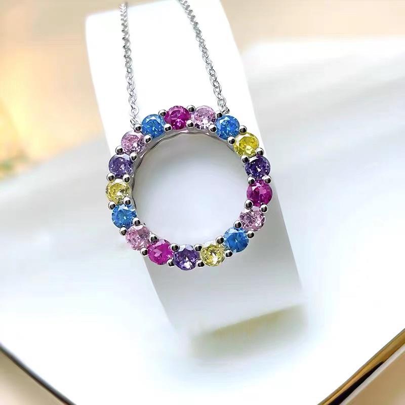 Bunte High-Carbon-Diamantkreis-Halskette für Damen - Trendiges, High-End-Design