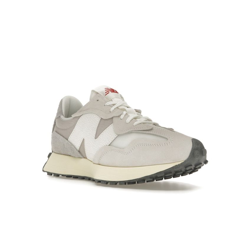 New Balance 327 Sea Salt Unisex Sneakers Cream Raincloud U327WRB