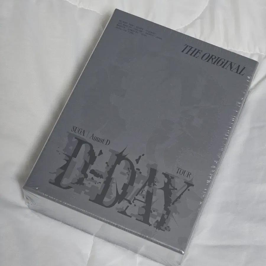

Sugar August D-day Tour Digital Code Poster Set Unopened