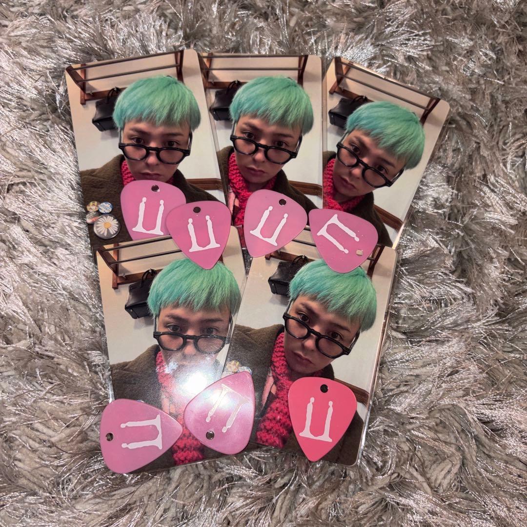 

[ВЖИВАНИЙ] Товари BIGBANG Jiyong G-Dragon VIP Бонусний Вибір