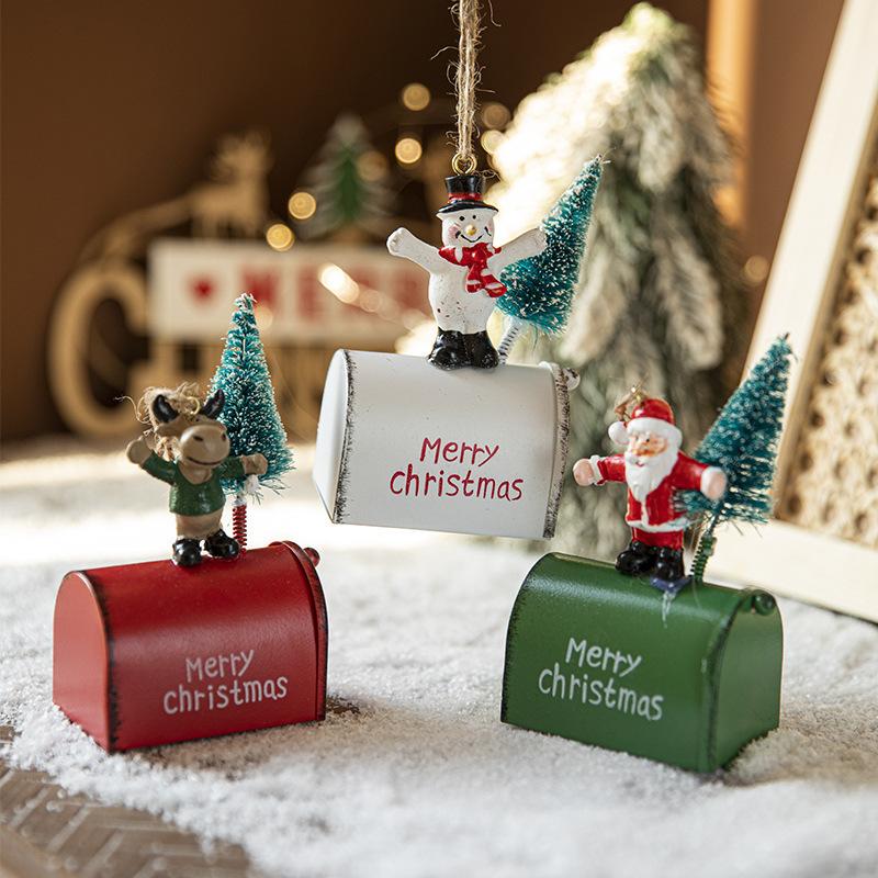 Christmas Wrought Iron Decoration Cottage Mailbox Hanging Decoration Window Display Pendant Home Decoration