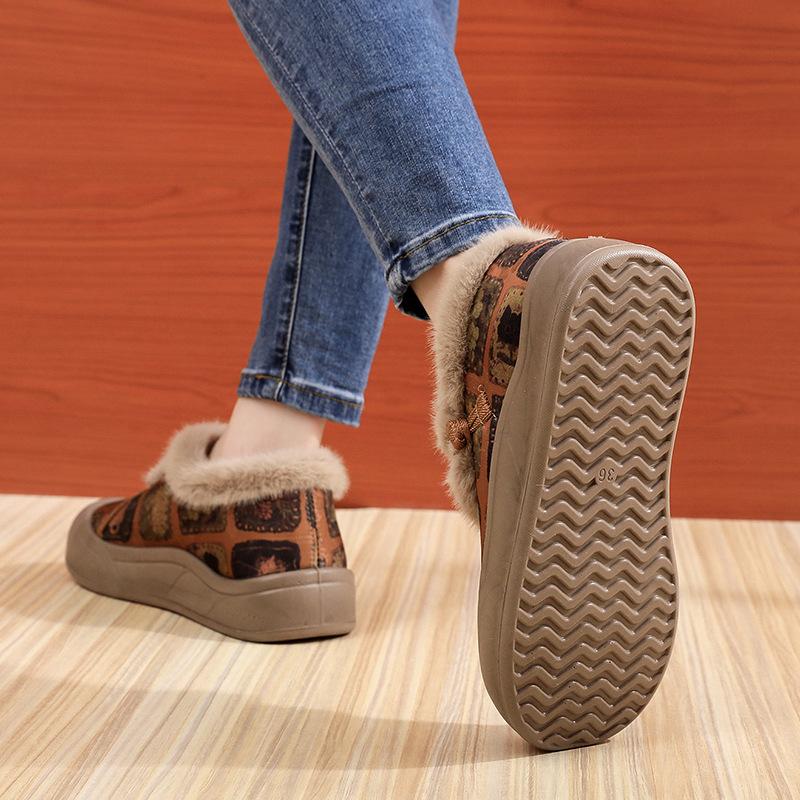 2025 winter old Beijing cloth shoes non-slip soft-soled Mao Mao shoes comfortable warm and comfortable new Chinese Hanfu women's cotton shoes