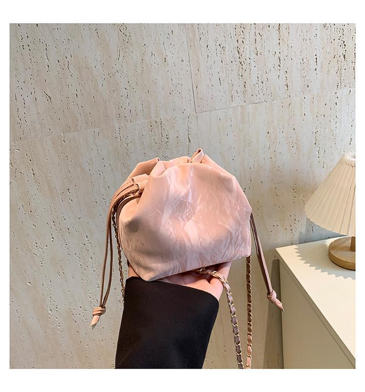 Large Capacity Urban Minimalist Style 2024 Chain Single Shoulder Crossbody Bucket Bag розовый