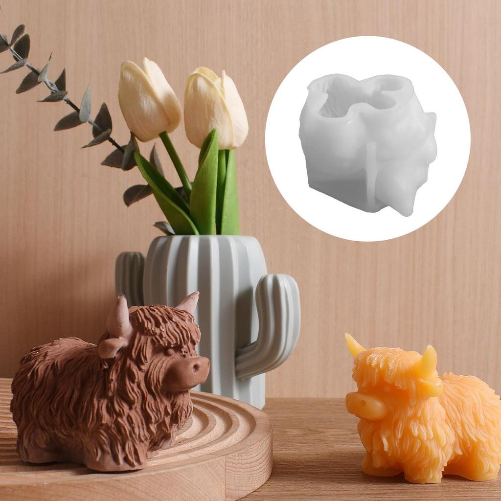 3D Highland Cow Silicone Mold Cute Calf Resin Mold Crafts Candle Mold Food-Grade Mould for Figurines Desktop Home Decoration