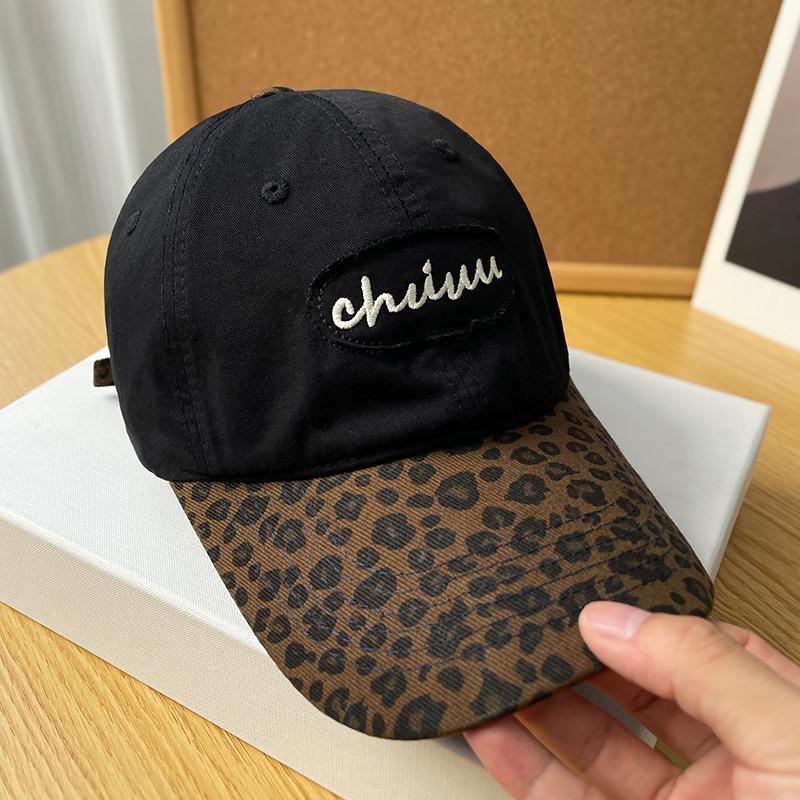 Vintage Spice Girl Leopard Print Baseball Cap Women's Four Seasons Versatile Tide Letter Embroidery Face Small Cap Men